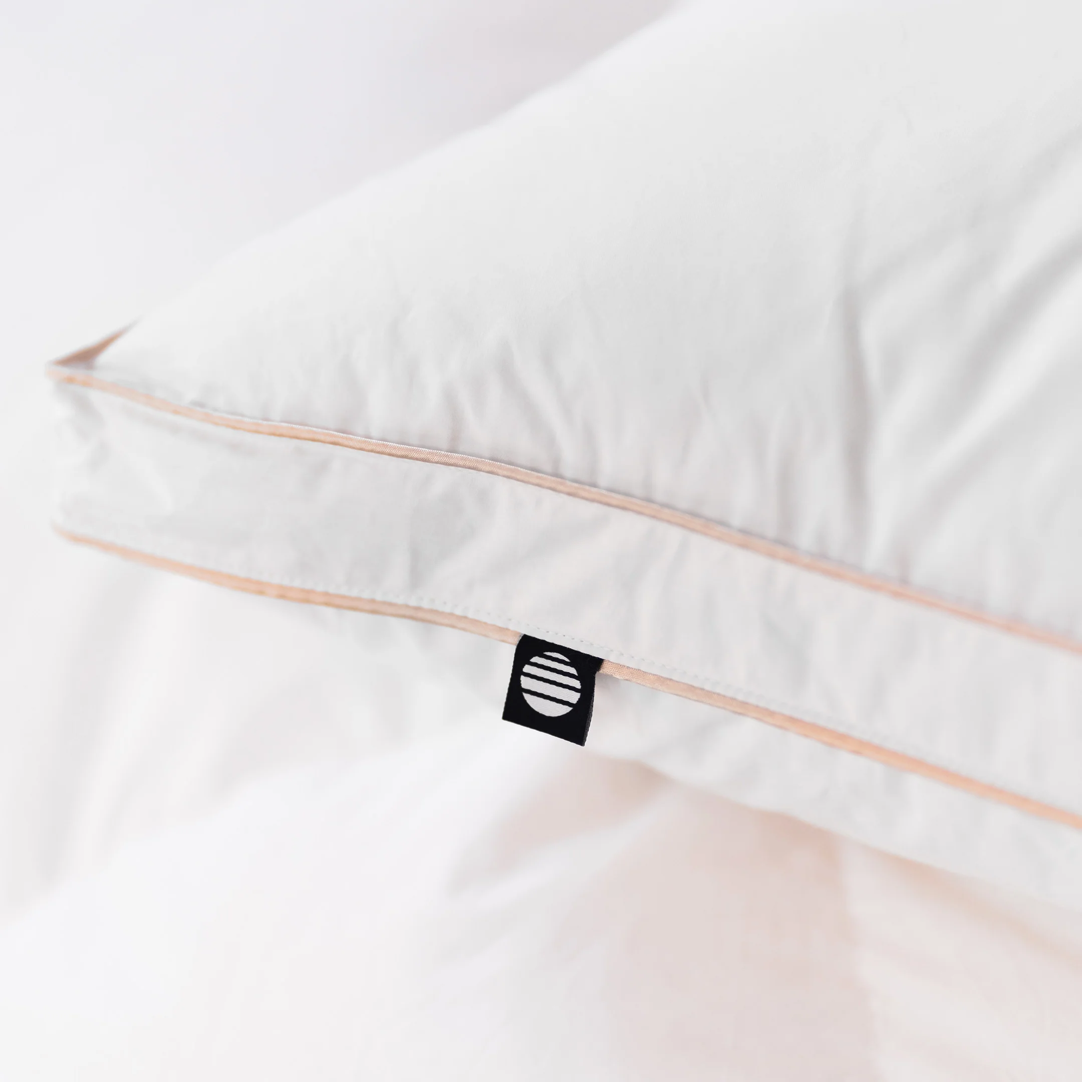 Down pillow - Image 5