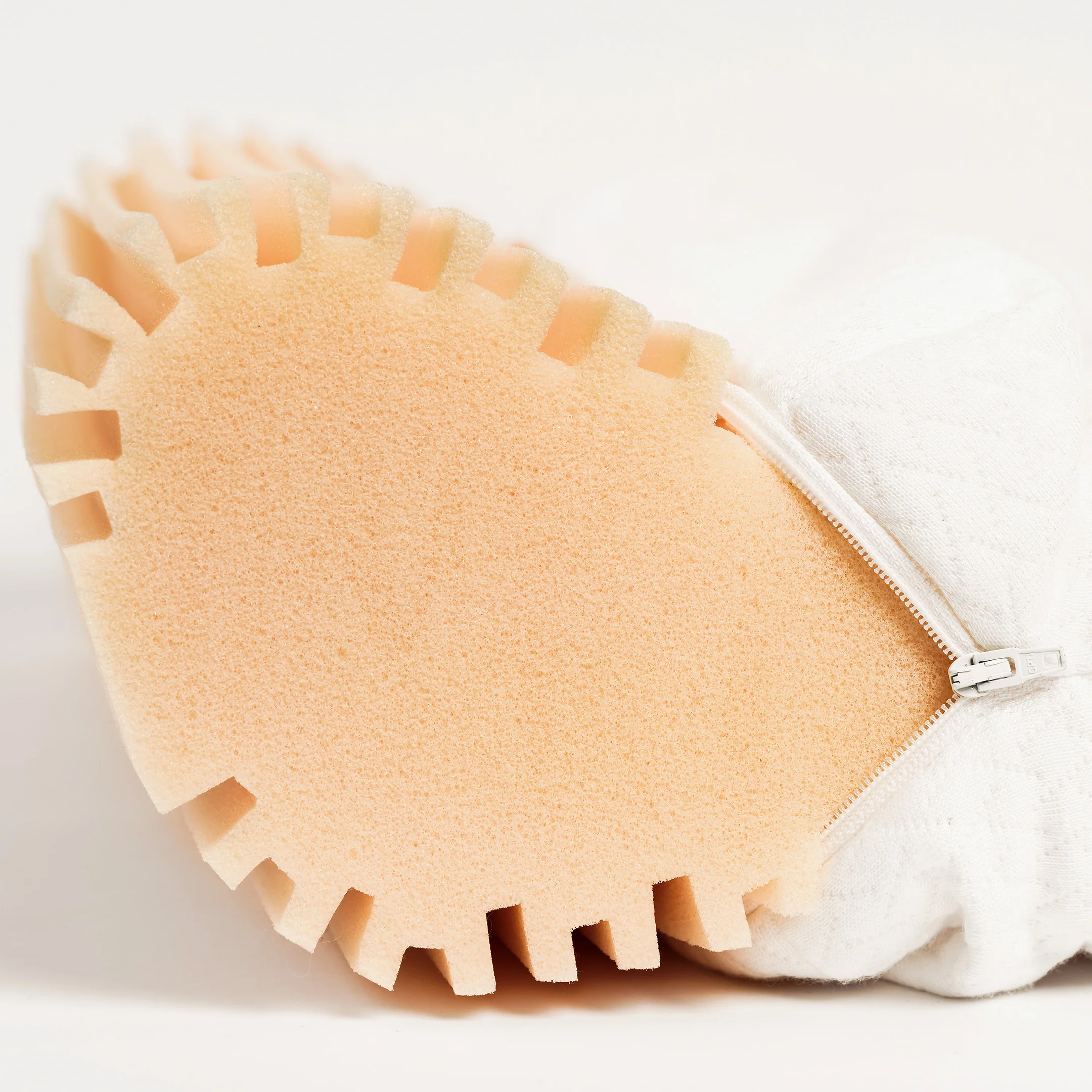 Memory neck support pillow - Image 6