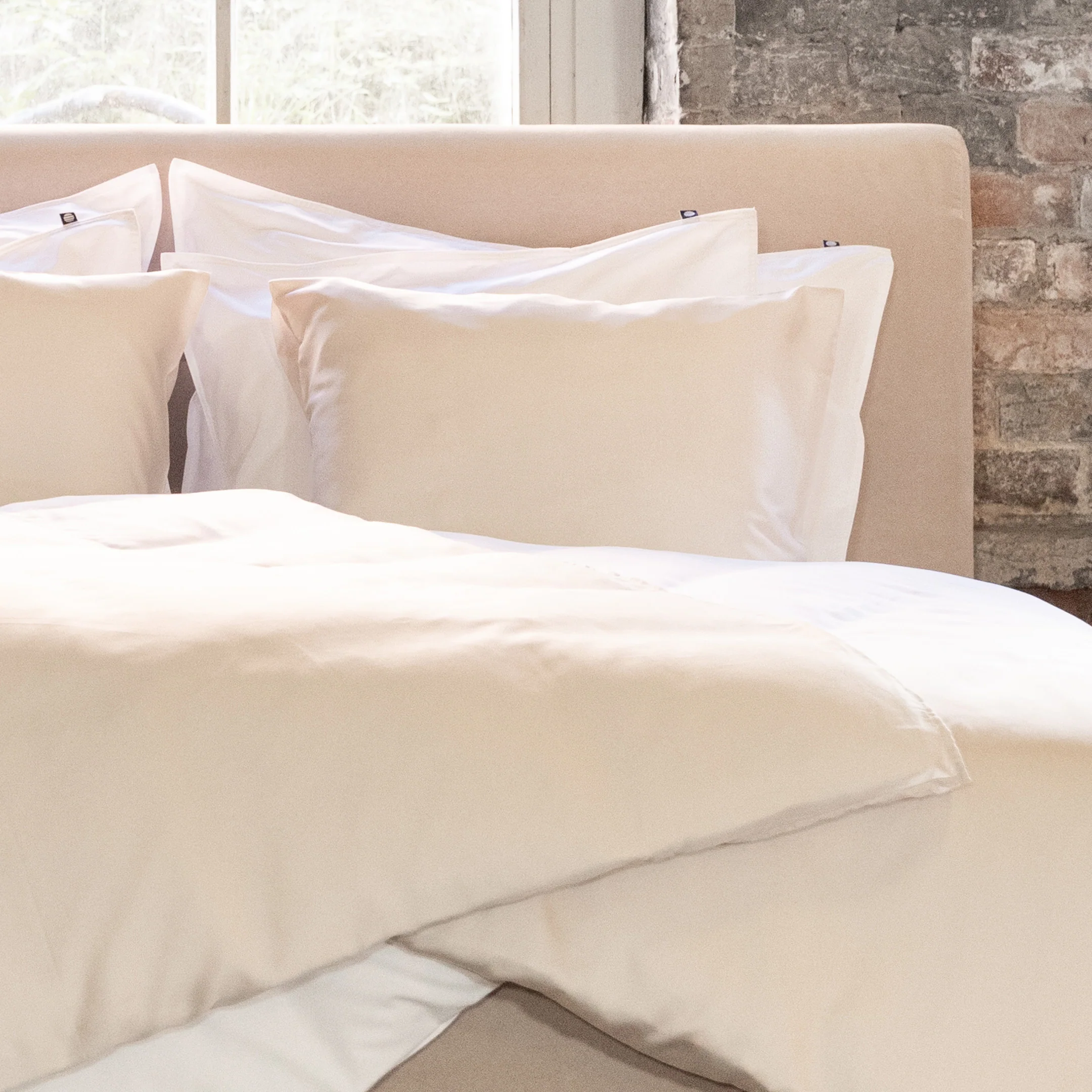 Velvet Lux headboard | beige - Image 3