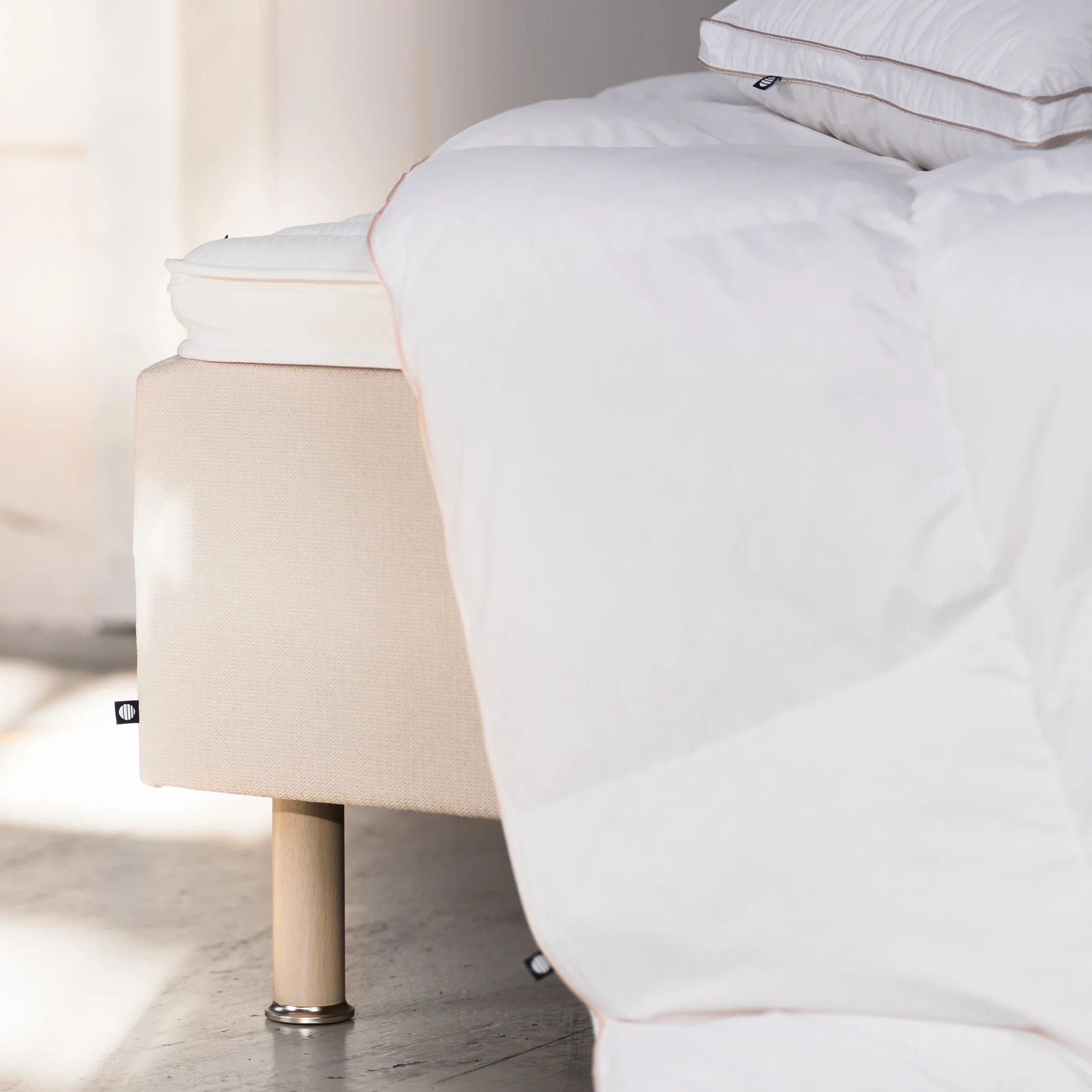 Zone frame bed 120x200 cm | putty - Image 9