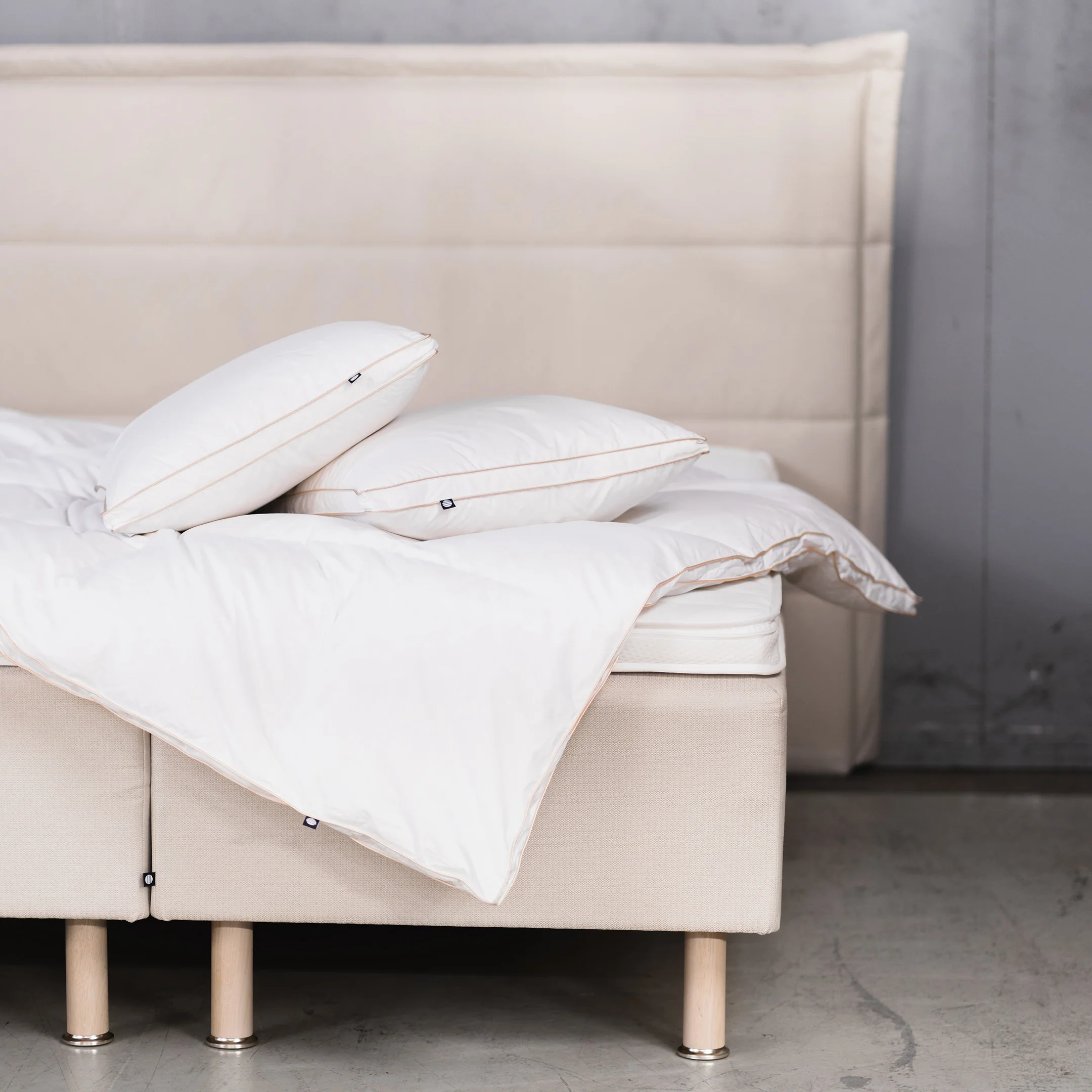 Zone headboard for a double bed | putty - Image 6